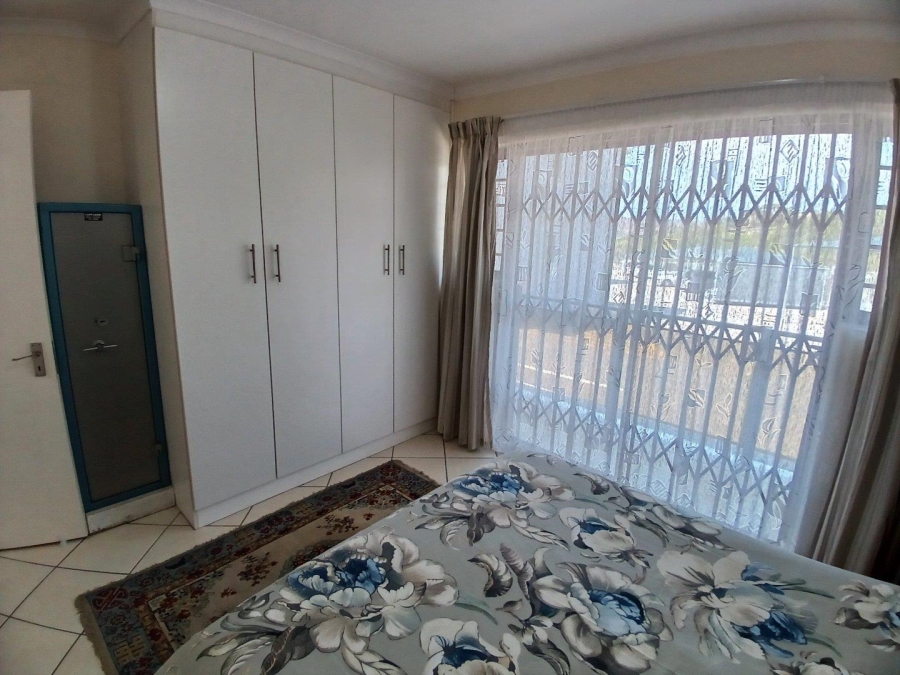 2 Bedroom Property for Sale in Hartenbos Central Western Cape